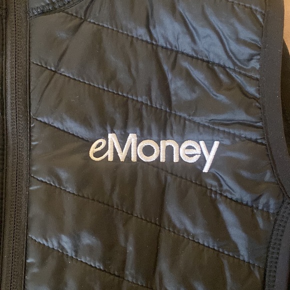 BRAND NEW MARMOT DOWN VEST - Picture 3 of 7